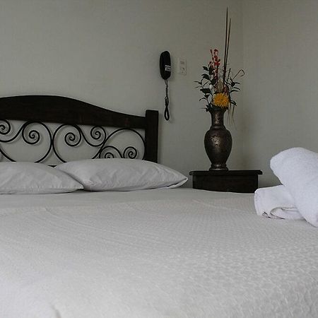 Hotel Sanrocco Armenia  Kültér fotó